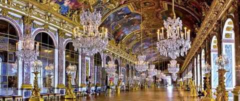 La galerie des glaces, château de Versailles, France